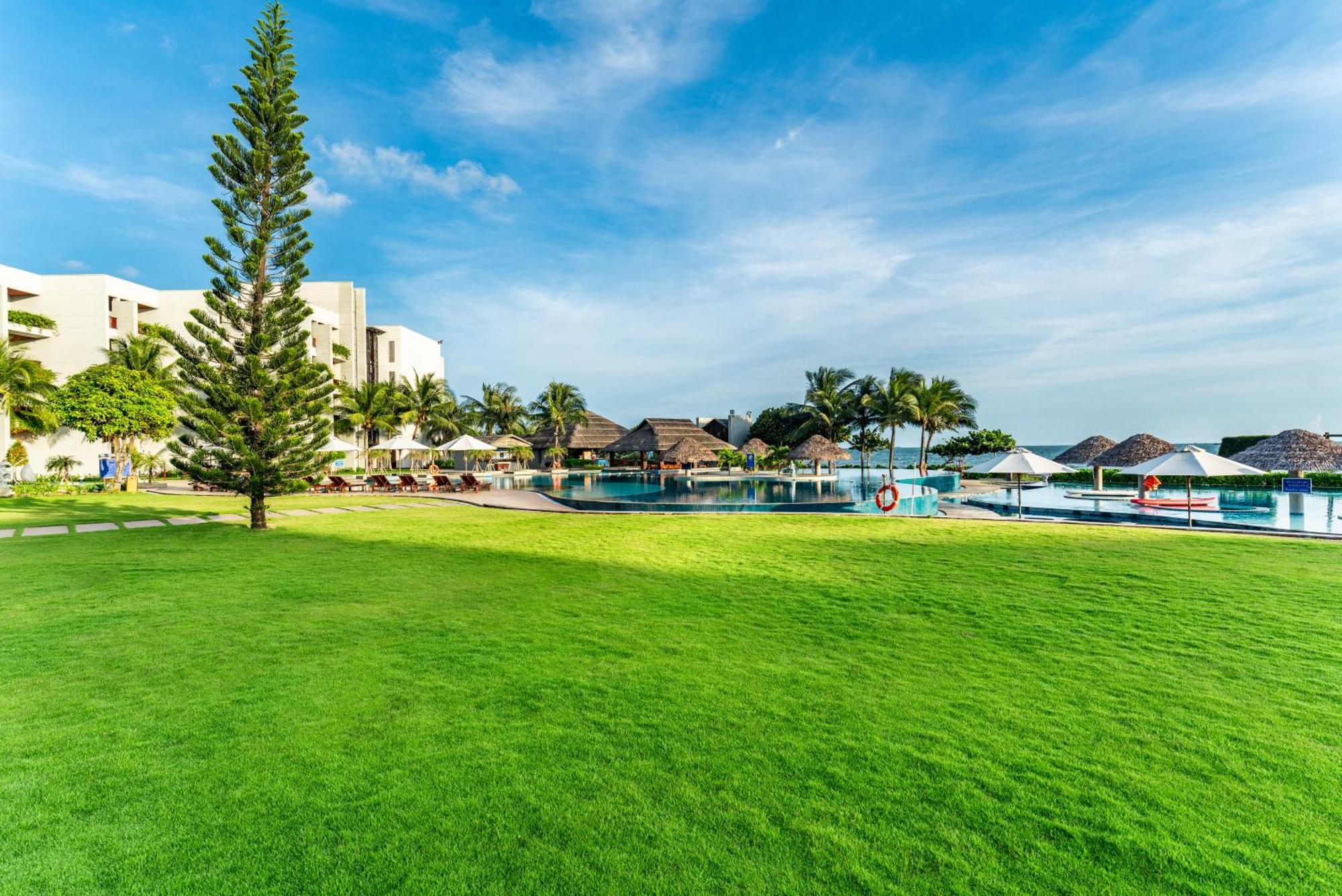 Vietsovpetro Ho Tram Beach Resort & Spa Екстериор снимка