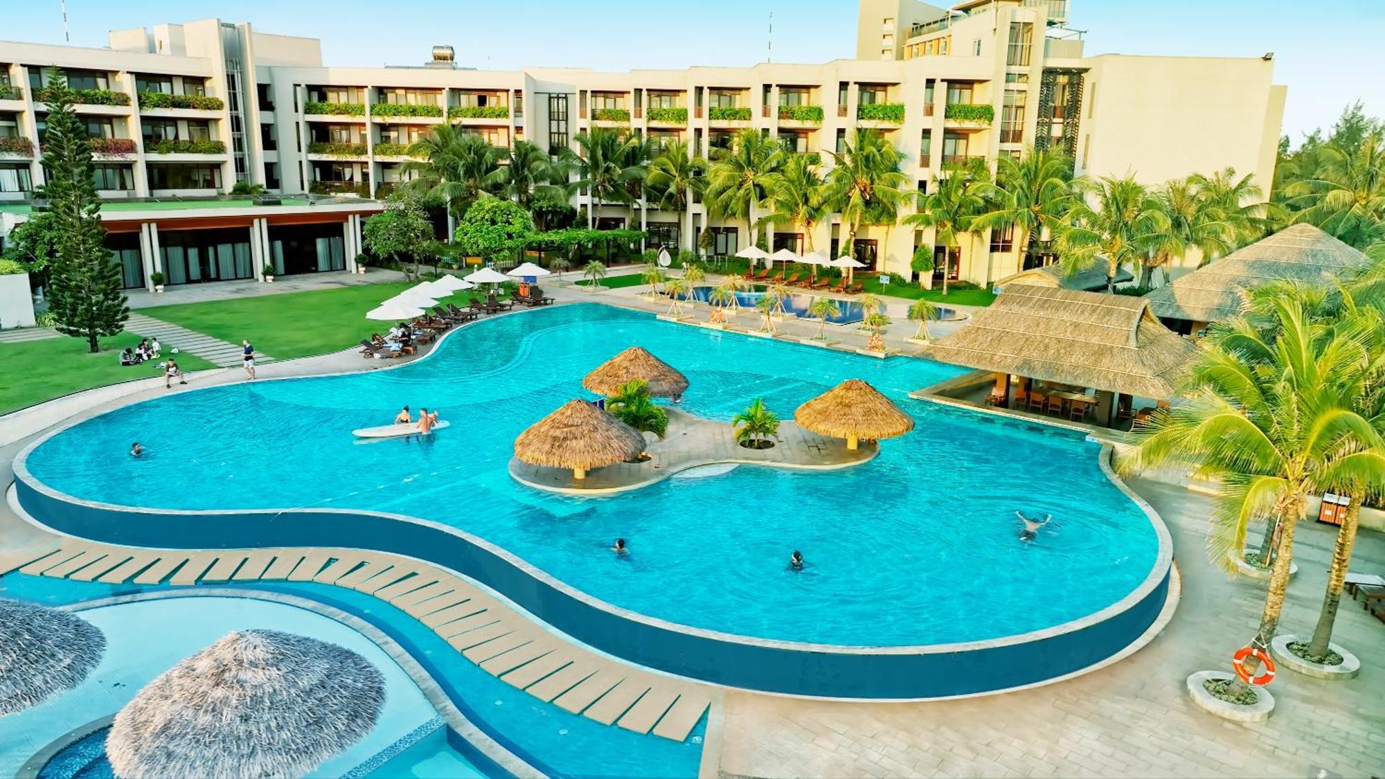 Vietsovpetro Ho Tram Beach Resort & Spa Екстериор снимка