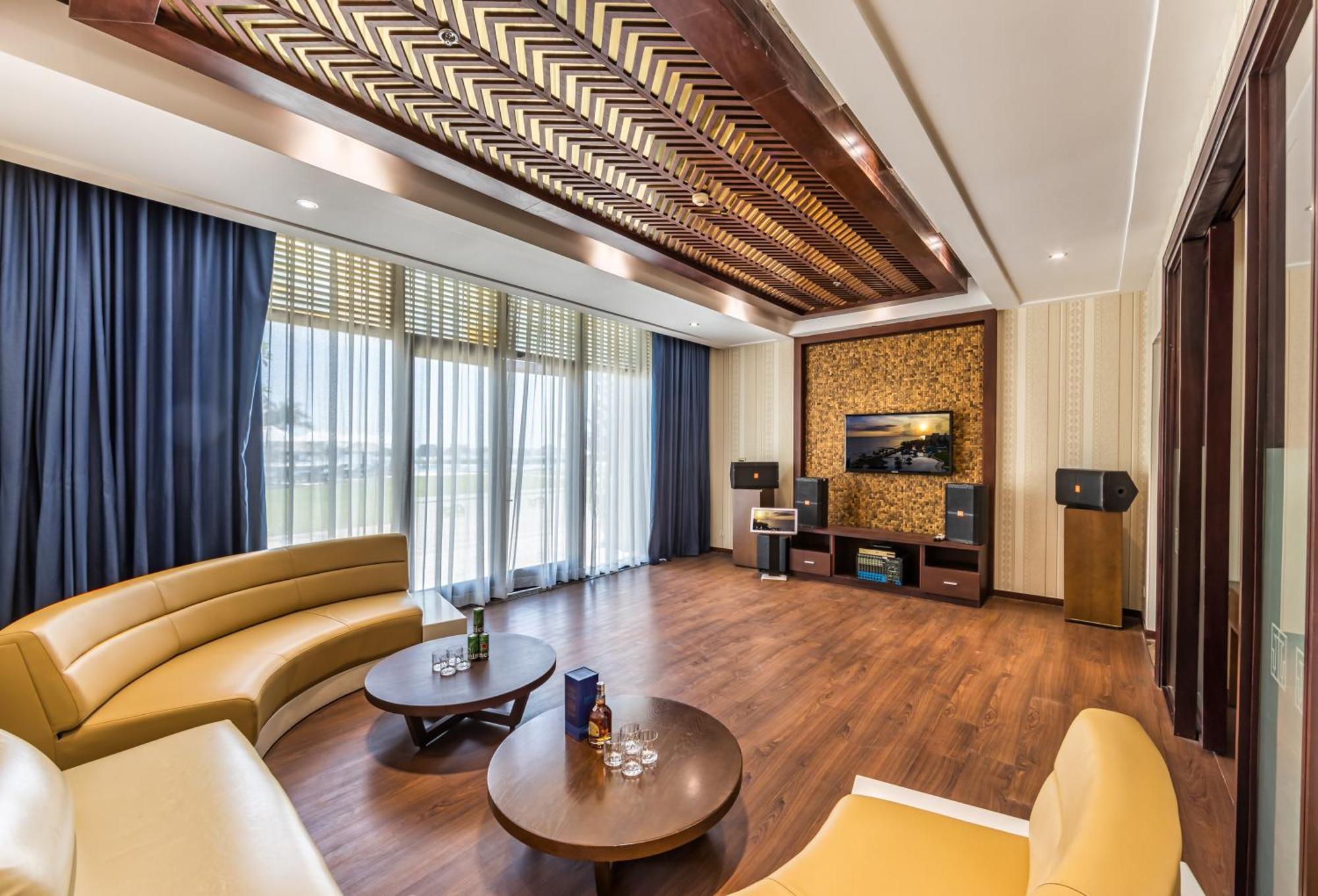 Vietsovpetro Ho Tram Beach Resort & Spa Екстериор снимка
